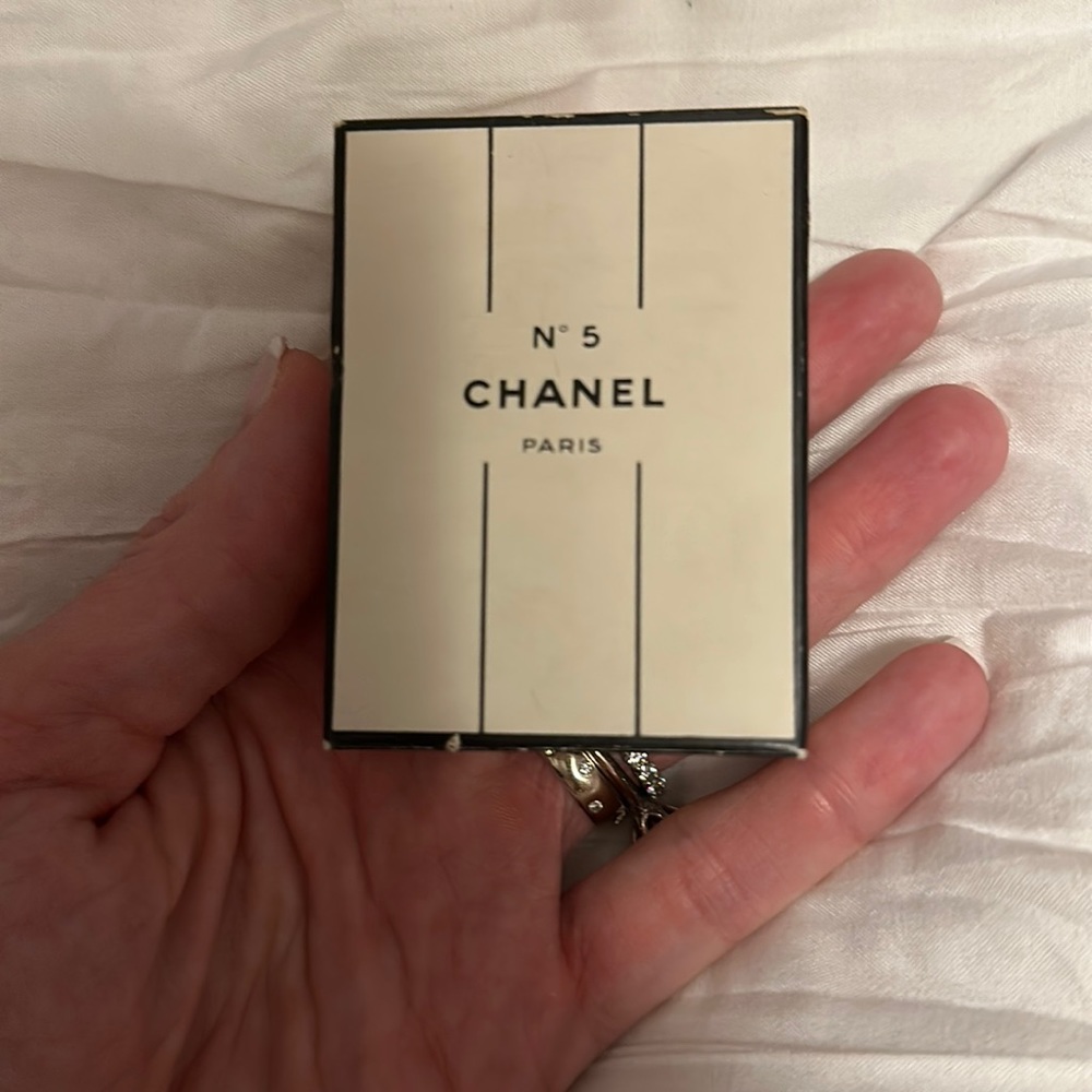 Vintage Chanel no 5